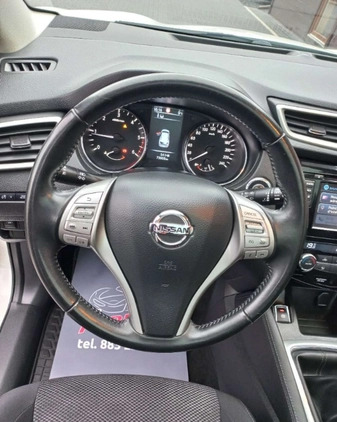 Nissan Qashqai cena 63900 przebieg: 72000, rok produkcji 2016 z Międzyzdroje małe 407
